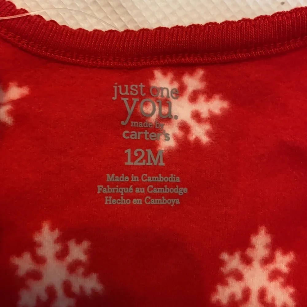 Carter’s Christmas Long Sleeve Footed Pajamas 12 M